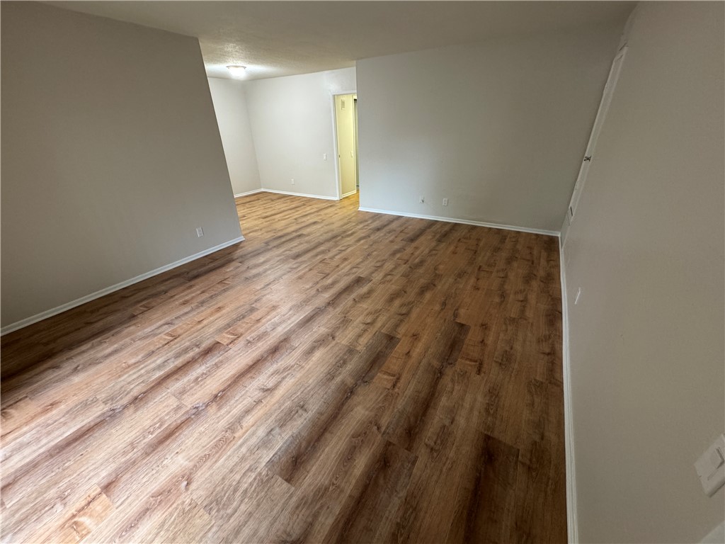 Casa Loma (CL) - Residential Lease