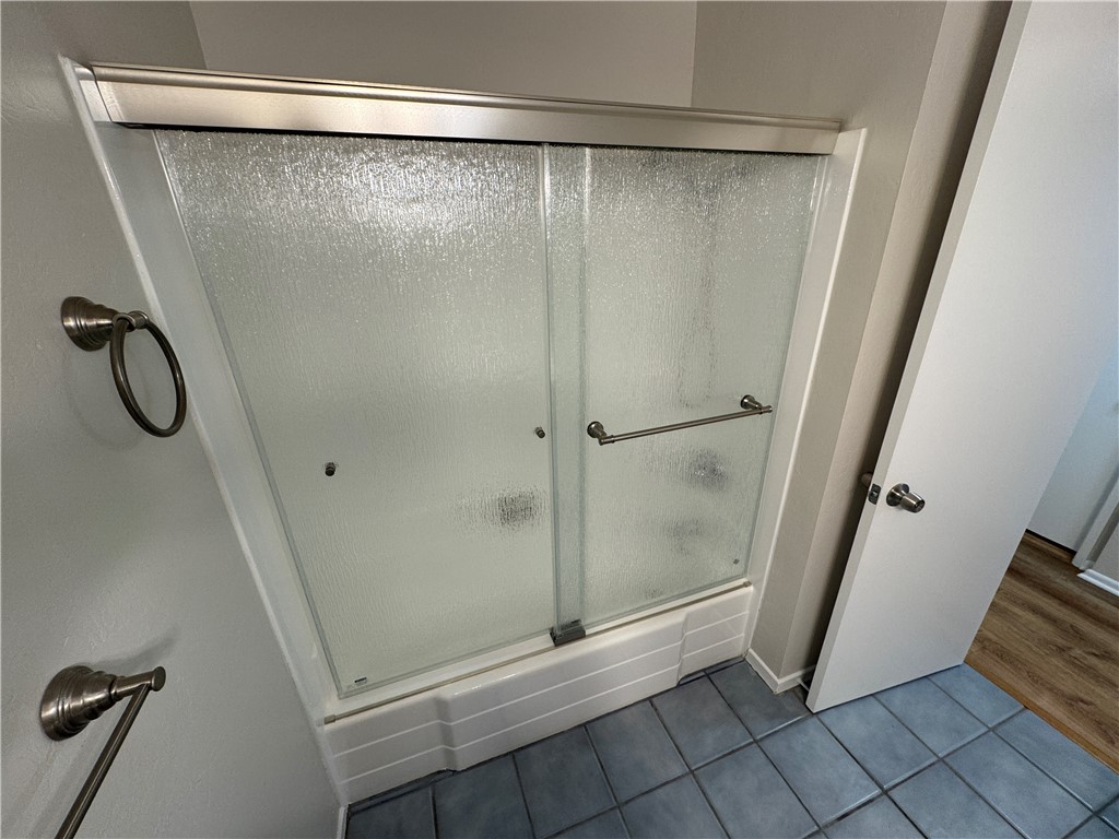 Casa Loma (CL) - Residential Lease