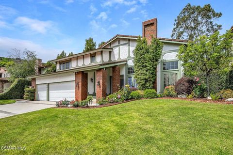 Photo of 4431 Dulcinea Court, Woodland Hills, CA 91364 (MLS # 226001865)