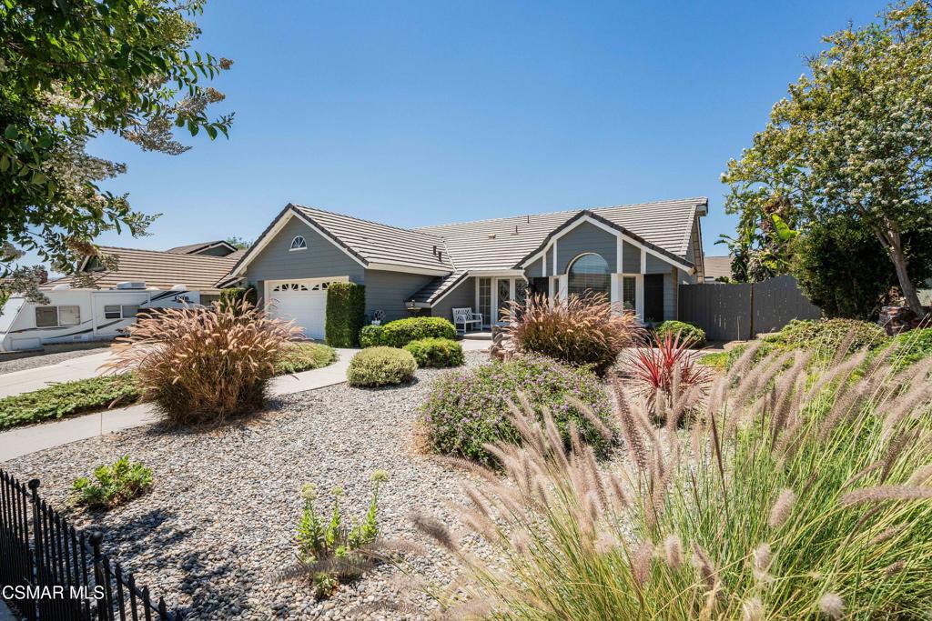 Welcome home to this lovely single story gem. This home has been well maintained and upgraded. The beautifully etched French door entrance leads to a marble foyer and an open floor plan with vaulted ceilings. The chefs kitchen has granite countertops with island, travertine floors and stainless steel appliances. The home features two grand bedrooms with upgraded en suite bathrooms. Make this house your home.