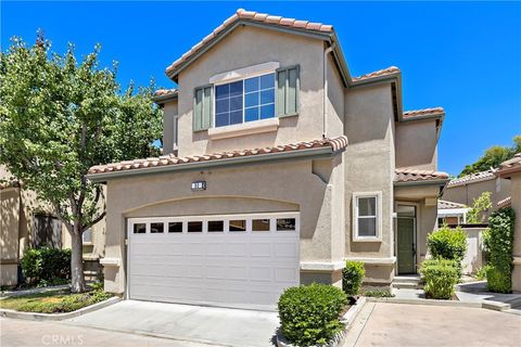 90 CALLE DE FELICIDAD Rancho Santa Margarita CA 92688