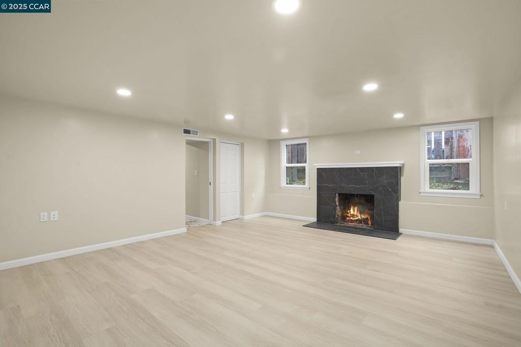 VISTA DE VALLEJO - Residential