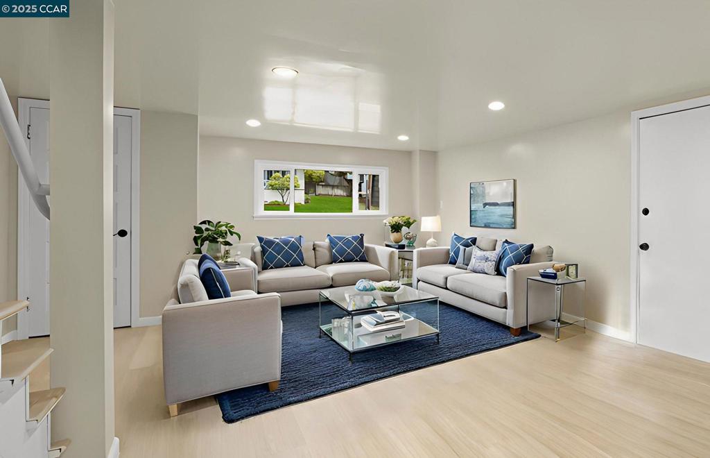 VISTA DE VALLEJO - Residential