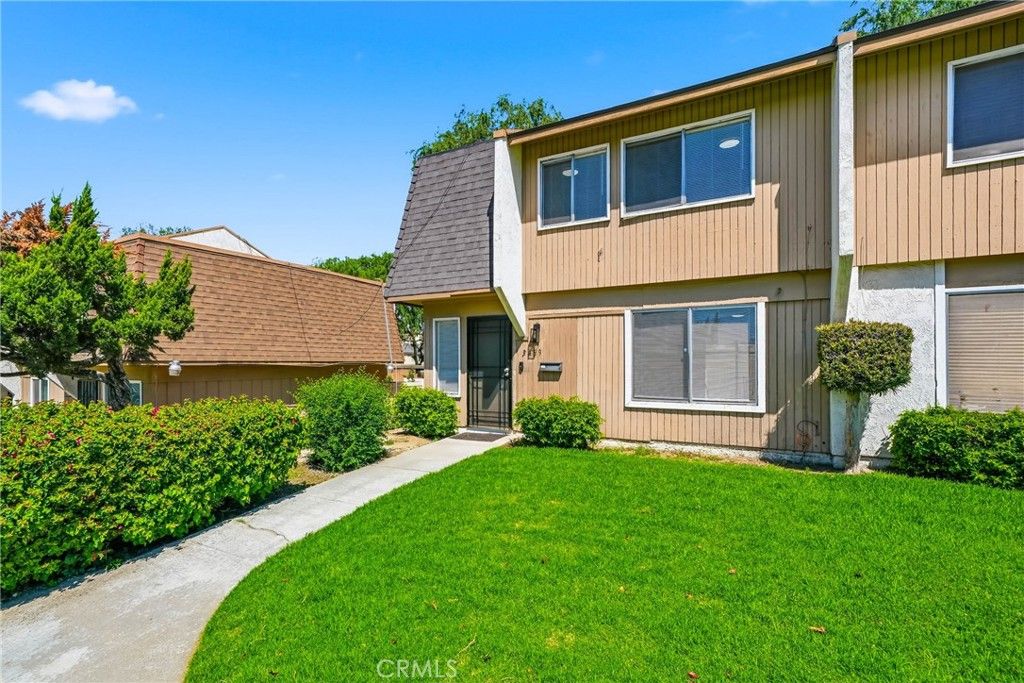 Photo of 3469 Columbia Ave, Riverside, CA 92501 (MLS # CV26067009)