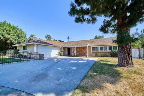 Photo of 14403 Crystal Lattern DR, Hacienda Heights, CA 91745 (MLS # WS26097209)