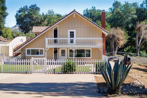 Photo of 30408 Lennie Dr, Valley Center, CA 92082 (MLS # 250033521SD)