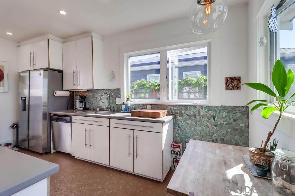 3693 Villa Ter