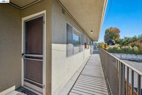 Tiny photo for 1526 Verdi St ST, Alameda, CA 94501 (MLS # 41151626)