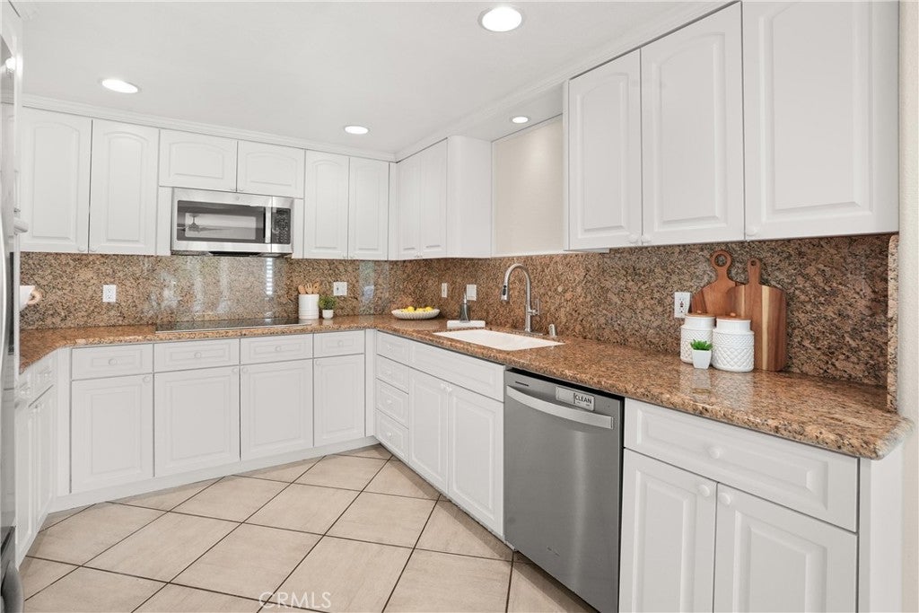 18 Timbergate, Irvine CA 92614 - Photo 18
