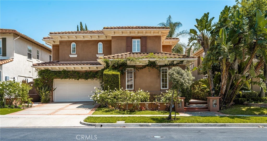40 Paso Robles, Irvine CA 92602