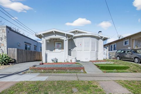 2407 2407 66Th Ave Oakland CA 94605