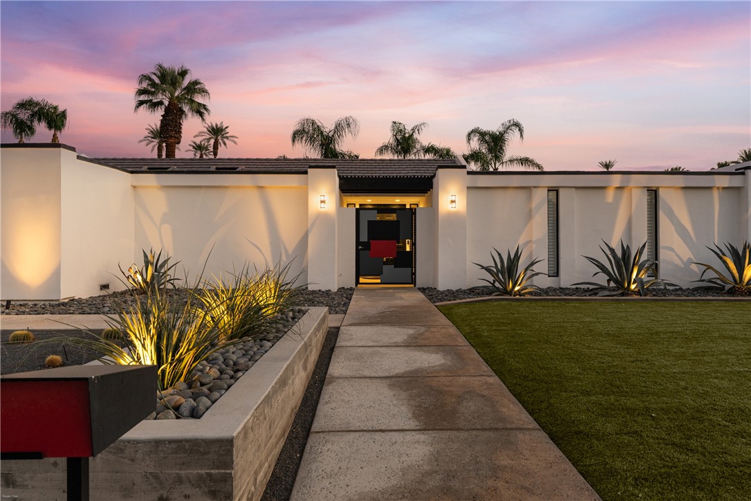 Indian Wells (32508) - Residential Lease