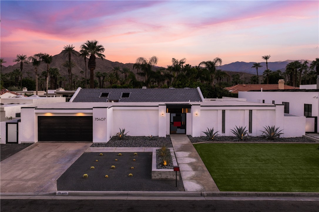 Indian Wells (32508) - Residential Lease