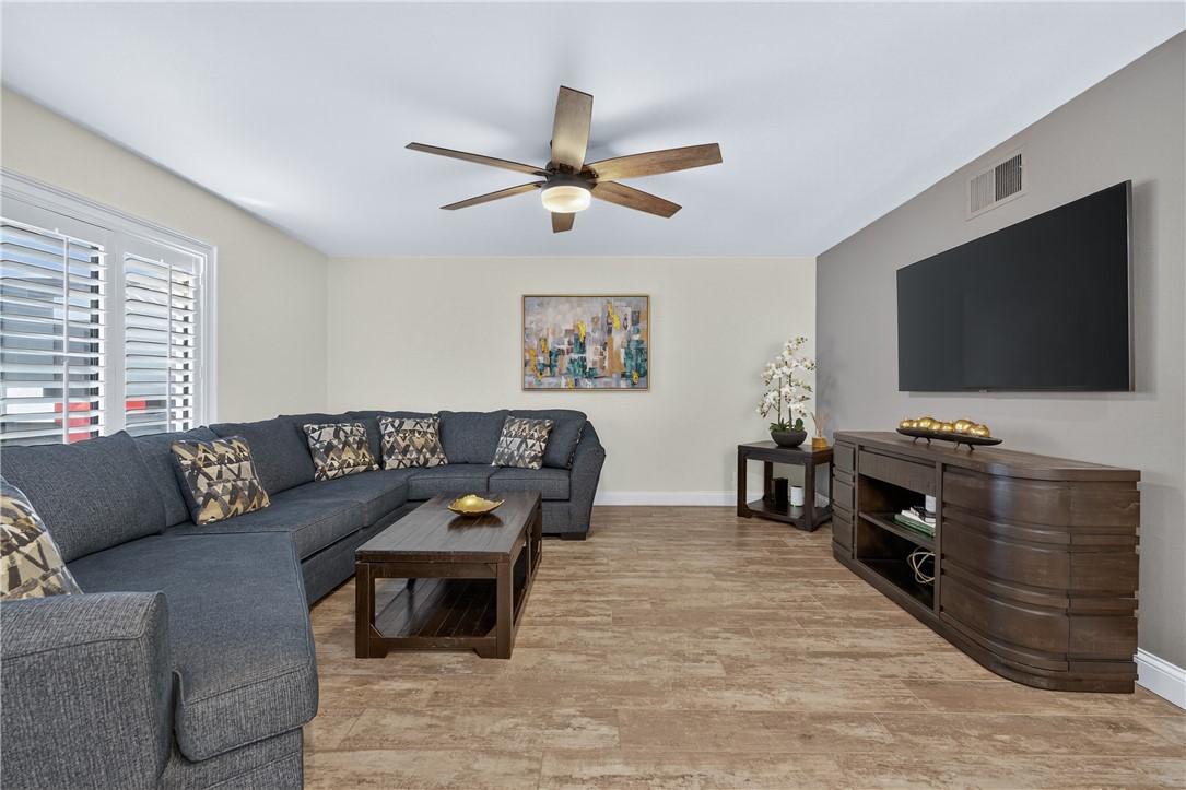 Indian Wells (32508) - Residential Lease