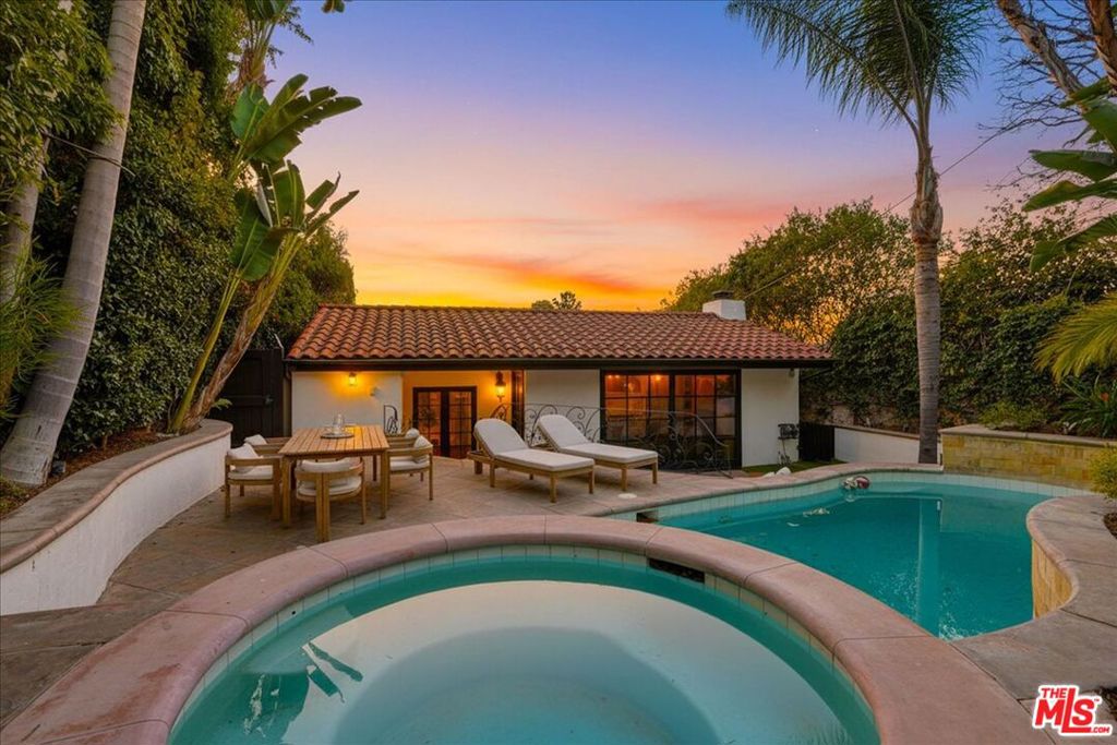 Photo of 10353 Mississippi Avenue, Los Angeles, CA 90025 (MLS # 26913913)