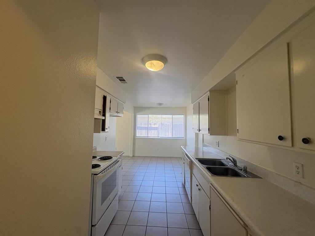 3257 Sacramento Drive