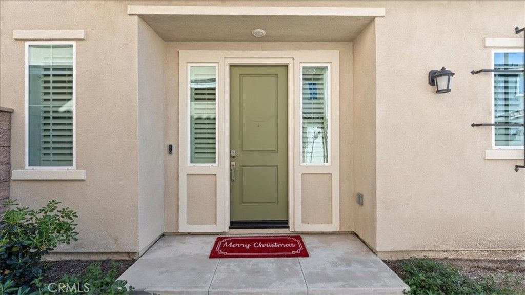 Photo of 16154 Lozano Street St #7, Fontana, CA 92336 (MLS # CV26043595)