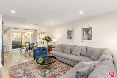 Photo of 8025 Redlands Street #13, Playa Del Rey, CA 90293 (MLS # 25627725)