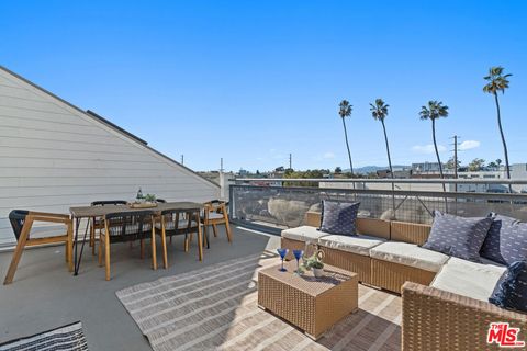 Photo of 615 Hampton Drive #A309, Venice, CA 90291 (MLS # 25604197)