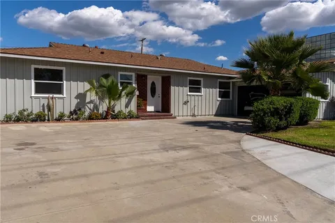 768 S Barranca Avenue, Covina, CA 91723 - MLS#: TR25074151