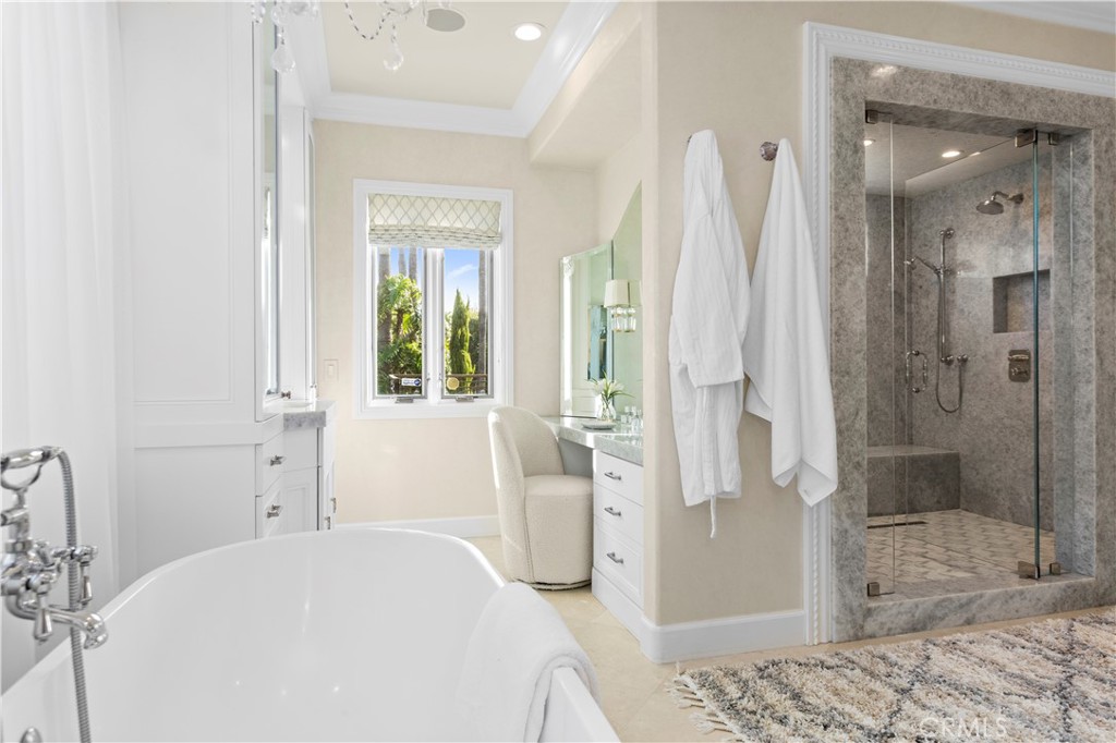 Ritz Cove (RC) - Residential