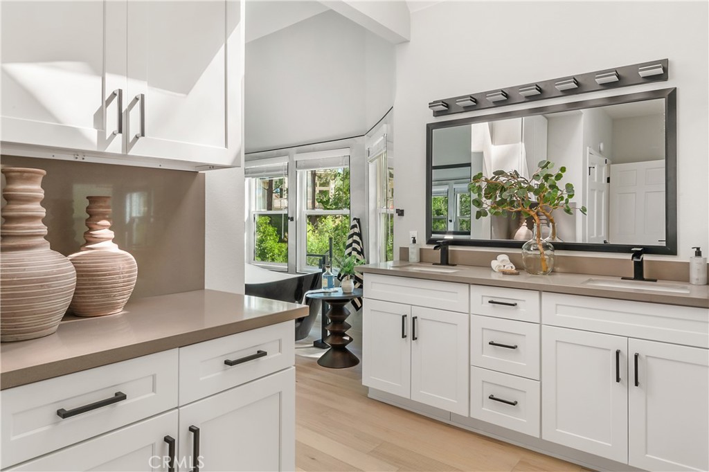 Westlake Pointe (771) - Residential