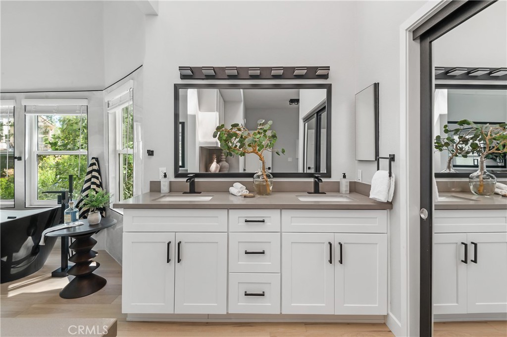 Westlake Pointe (771) - Residential