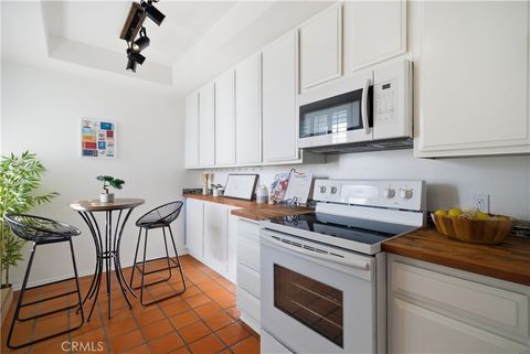 Tiny photo for 350 Paseo De Playa #308, Ventura, CA 93001 (MLS # SR26113850)