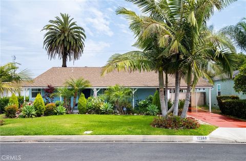 12268 Samoline Avenue Downey CA 90242