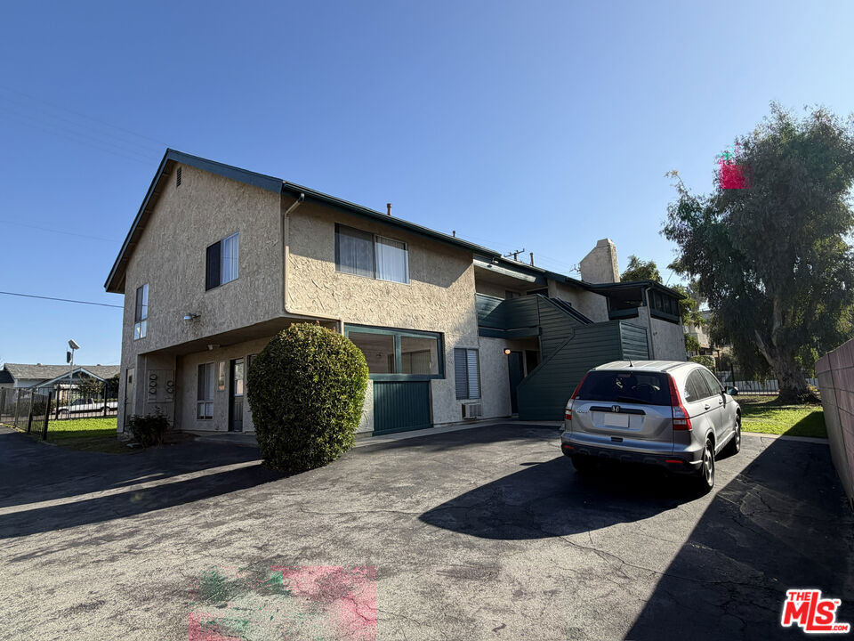 101 W Olive Avenue
