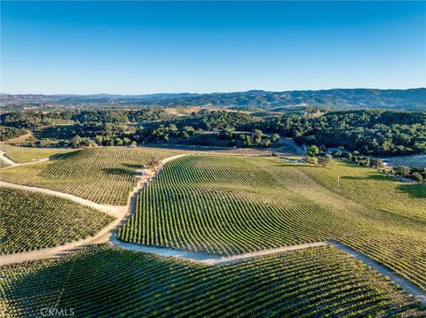 Tiny photo for 3000 Oakdale Rd., Paso Robles, CA 93446 (MLS # SC25259304)