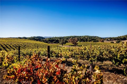Tiny photo for 3000 Oakdale Rd., Paso Robles, CA 93446 (MLS # SC25259304)