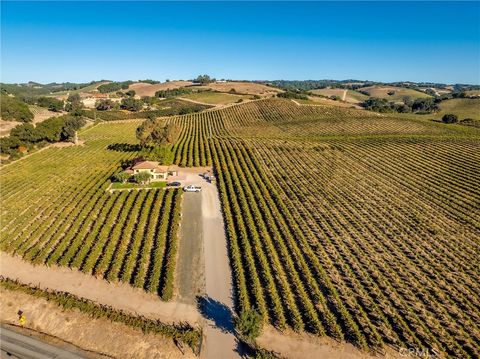 Tiny photo for 3000 Oakdale Rd., Paso Robles, CA 93446 (MLS # SC25259304)