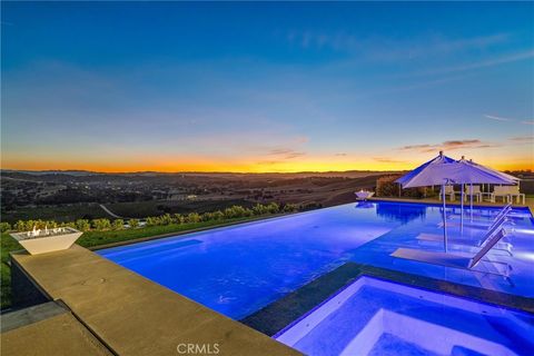 Tiny photo for 888 Camino Vina, Paso Robles, CA 93446 (MLS # SC26110794)