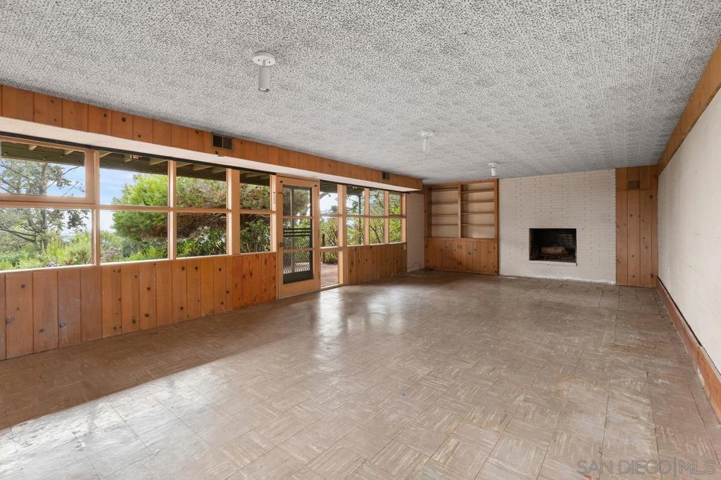 Del Mar - Residential