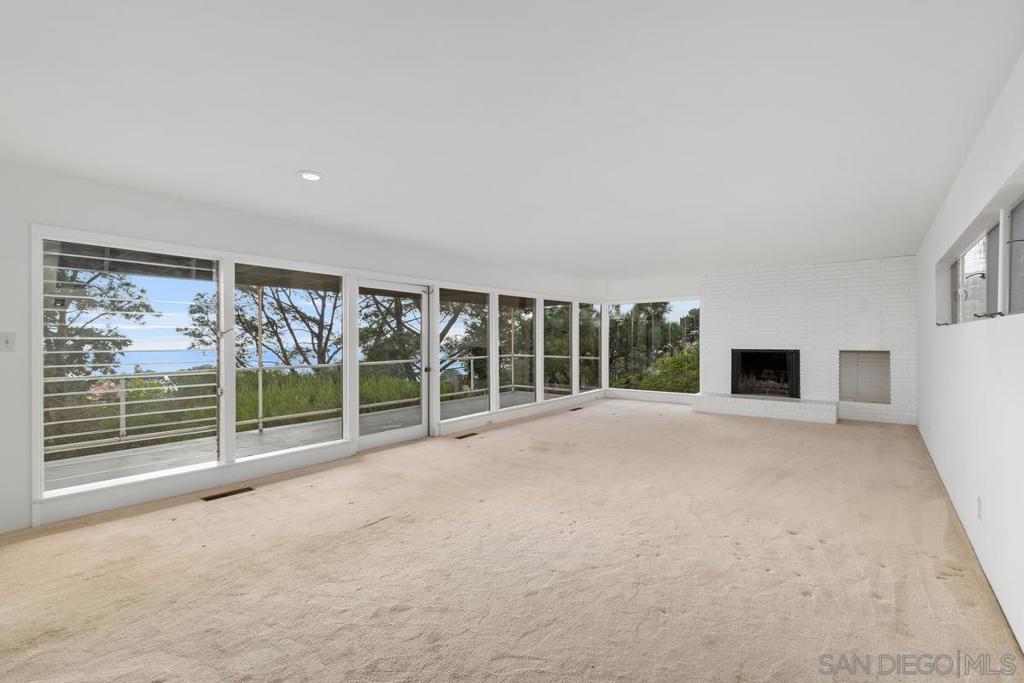 Del Mar - Residential