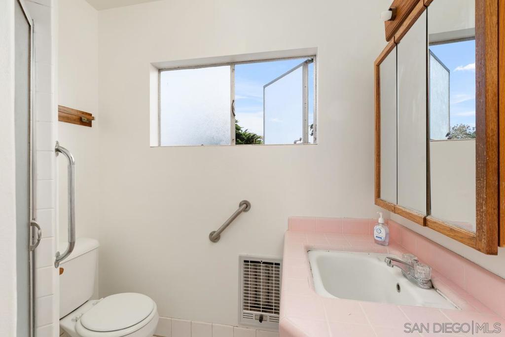 Del Mar - Residential