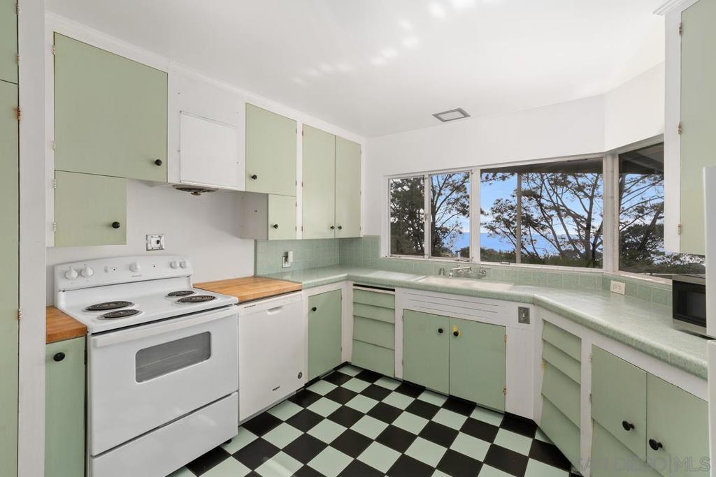 Del Mar - Residential