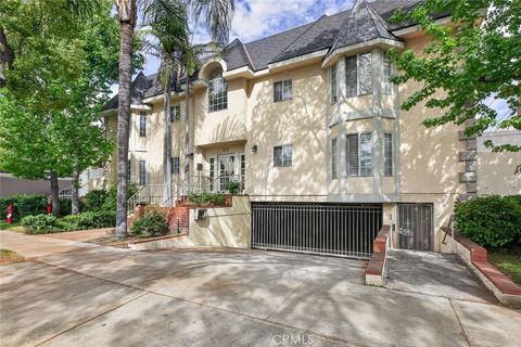 Photo of 612 N Columbus Avenue #104, Glendale, CA 91203 (MLS # GD26079324)