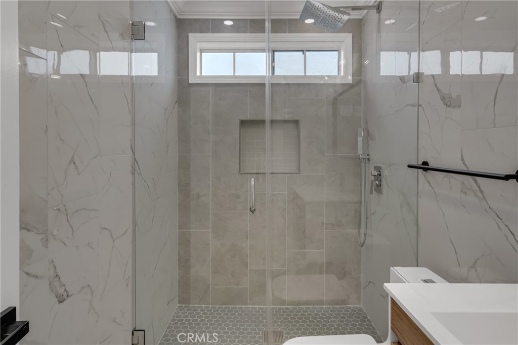 Alamitos Heights (AH) - Residential