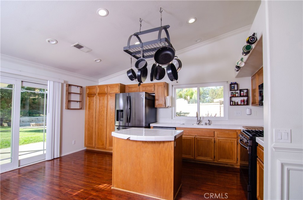 Sunset Hills-Signature (SSHL) - Residential