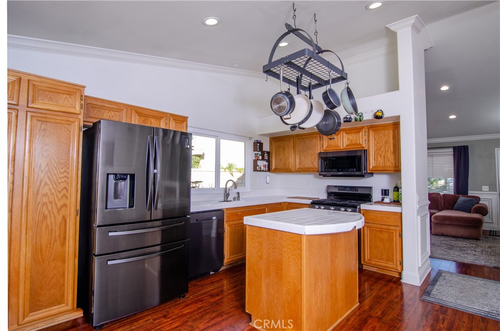 Sunset Hills-Signature (SSHL) - Residential