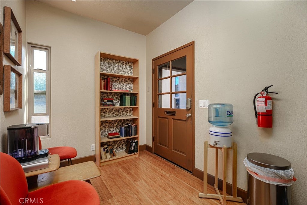1052 Main E