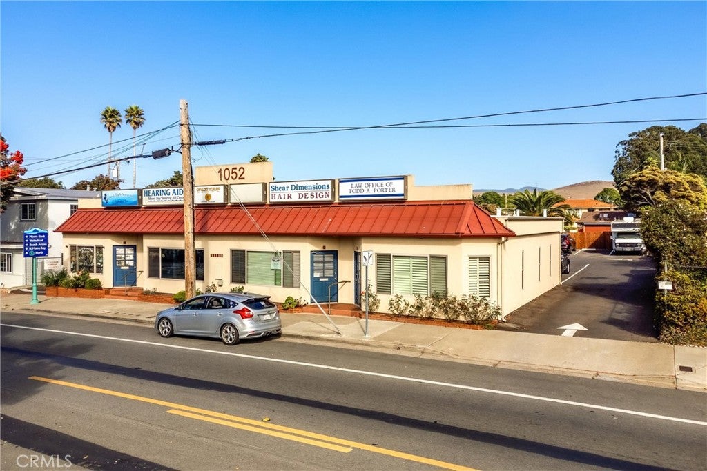 1052 Main E