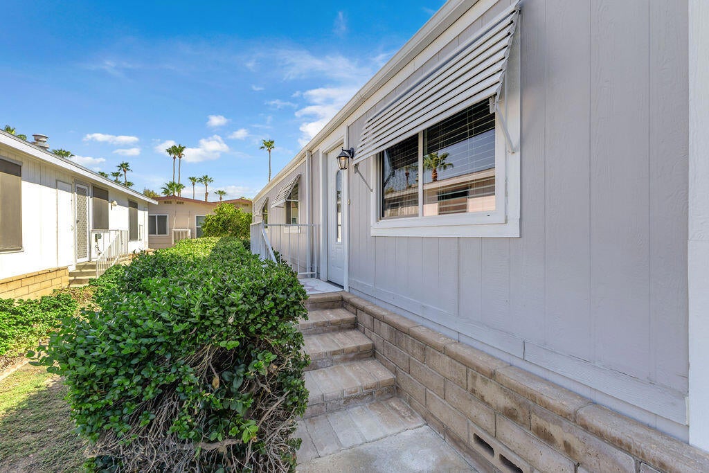 1251 Via Benicia