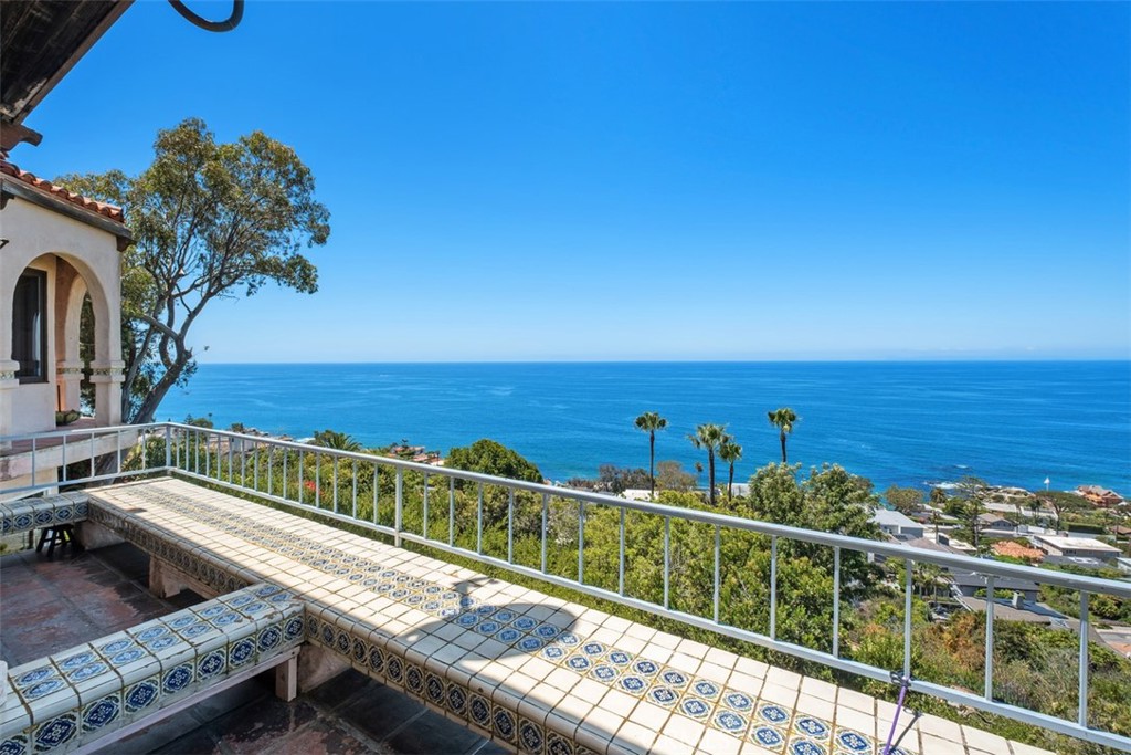 2399 San Clemente
