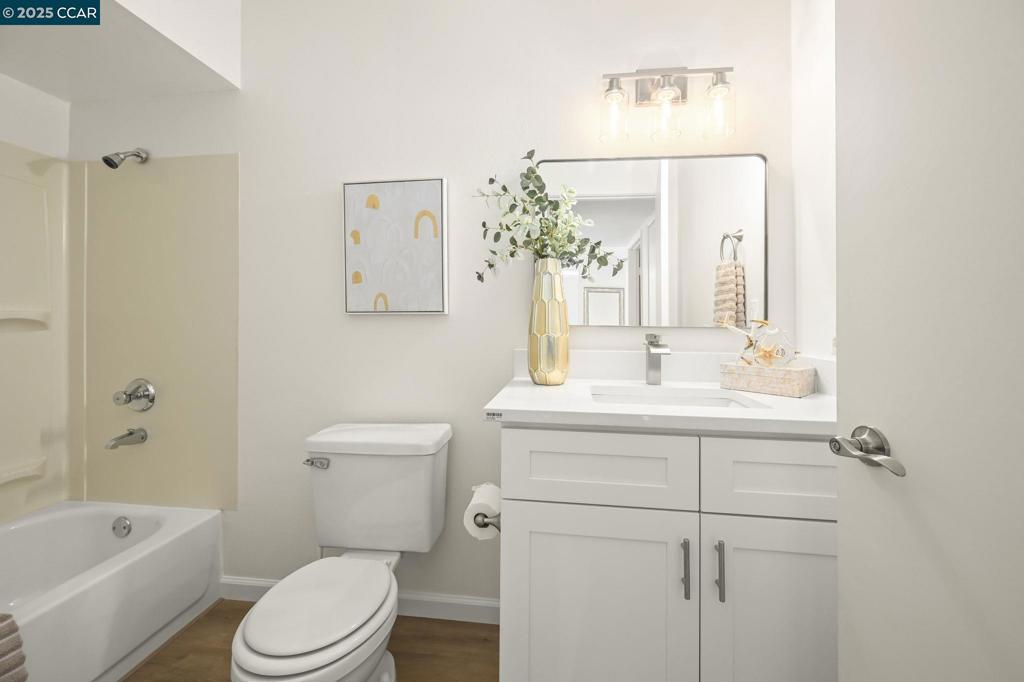 ROSSMOOR - Residential