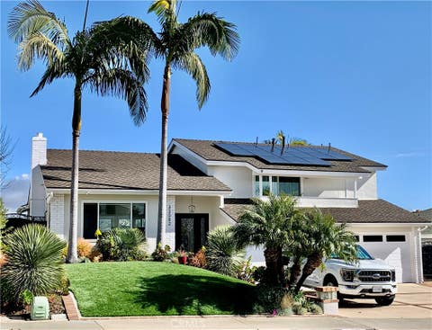 Photo of 33082 Mesa Vista Dr DR, Dana Point, CA 92629 (MLS # OC26170789)