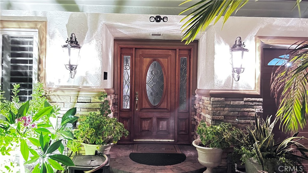 24081 La Chiquita Drive