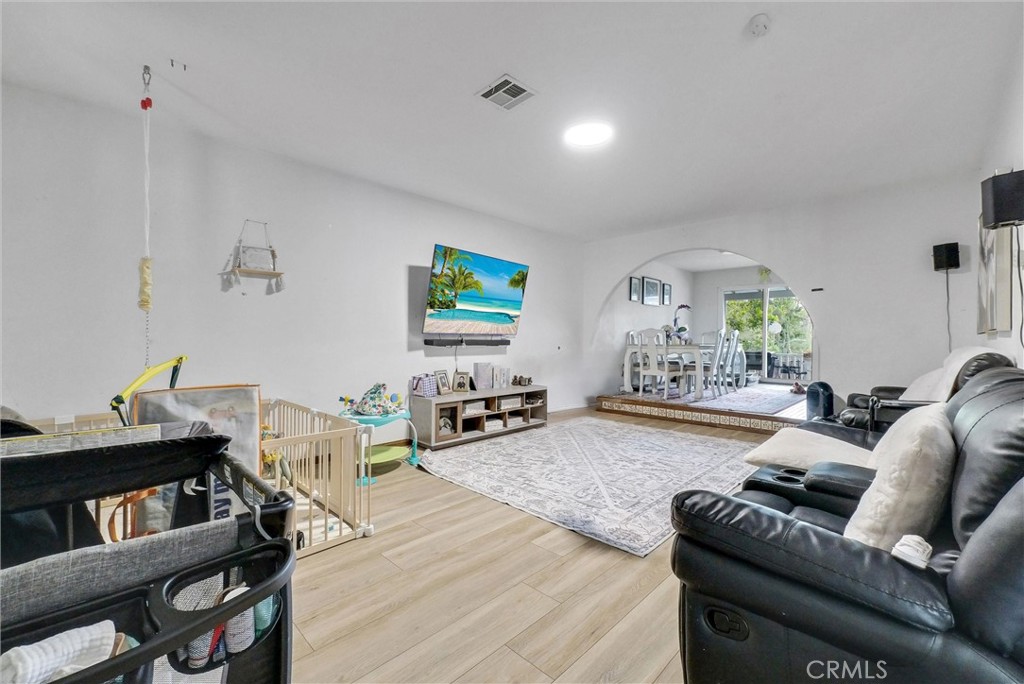 5291 Carnelian Street